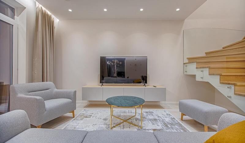 Condo In Financial District